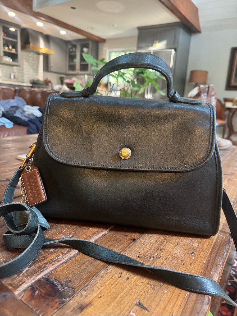 vintage rare coach bag in forest green in great condition